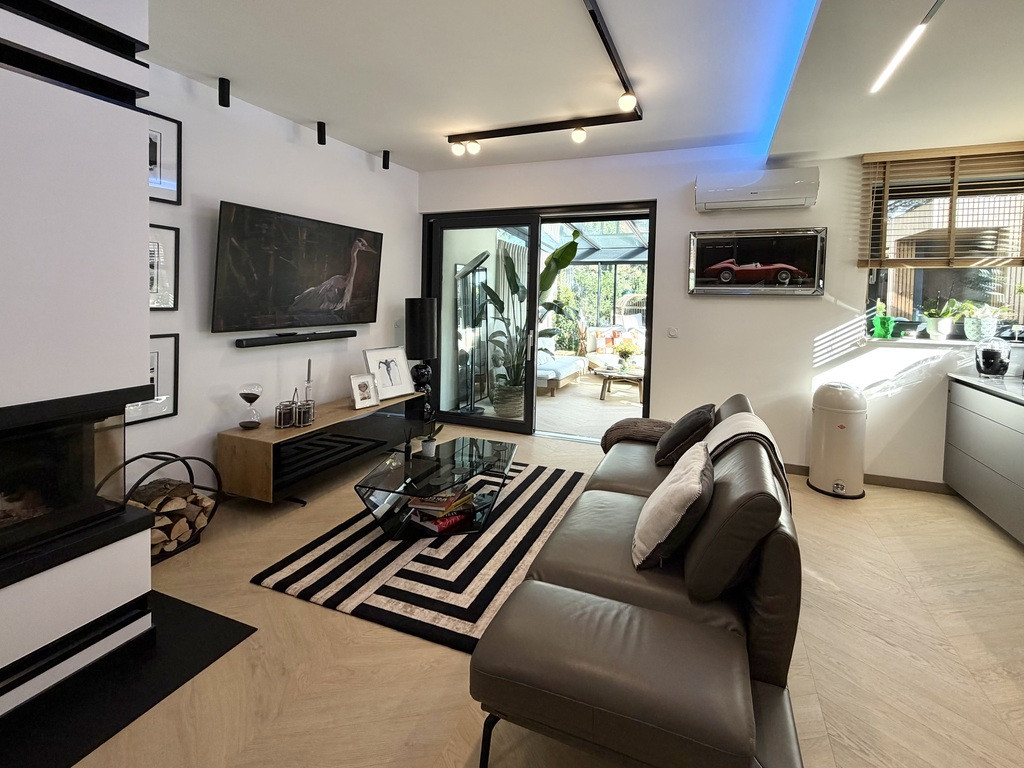 Dom Sprzedaż Mierzyn